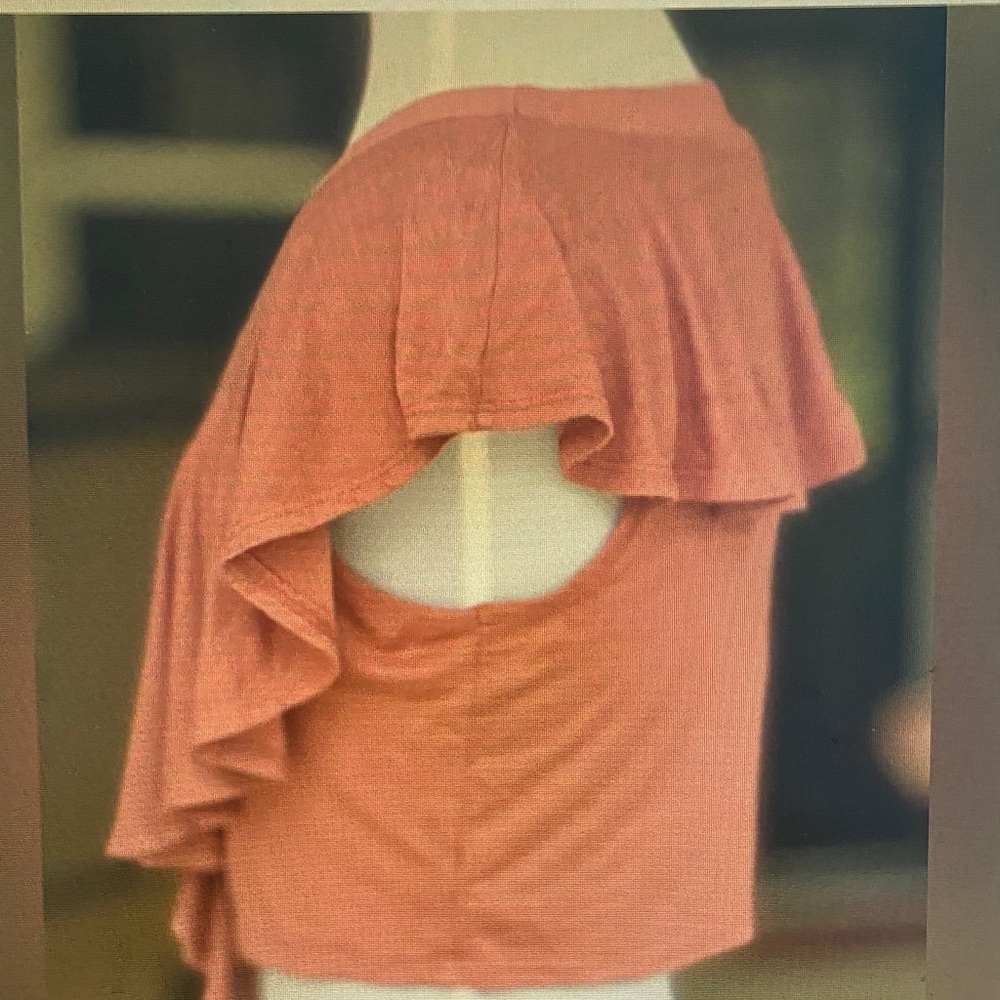 Rust Lace-Up V-Neck Ruffle Crop Top - Picture 2 of 2